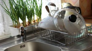 How to clean a dish drying racks