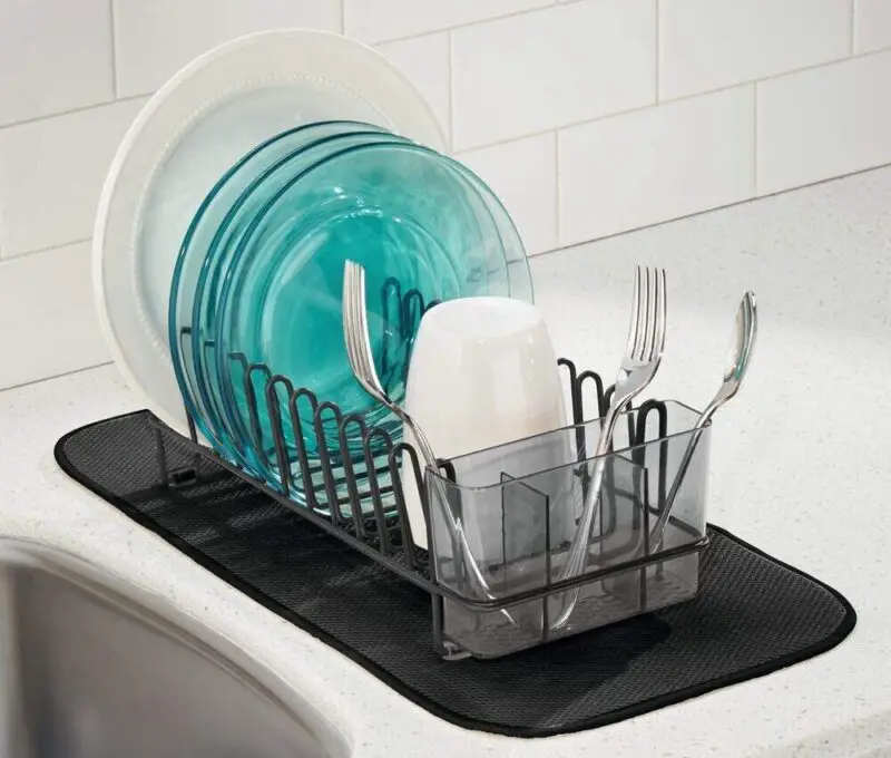 https://dishdryingracks.com/wp-content/uploads/2019/03/mDesign-Compact-Modern-Metal-Dish-Drying-Rack-and-Microfiber-Mat-Set-e1604343919357.jpg